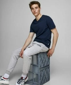 Am billigsten 🔥 Jack & Jones Jogginghose »3729« Herren Jogginghose Bequeme Trainingshose Sweat Pants Sport Hose JPSTGORDON Hellgrau, Beige, Schwarz, Navy 👏 29 Am billigsten 🔥 Jack & Jones Jogginghose »3729« Herren Jogginghose Bequeme Trainingshose Sweat Pants Sport Hose JPSTGORDON Hellgrau, Beige, Schwarz, Navy 👏 -Offizieller Jones-Shop 0c71e822 0edc 5941 a492 e751025a97a3