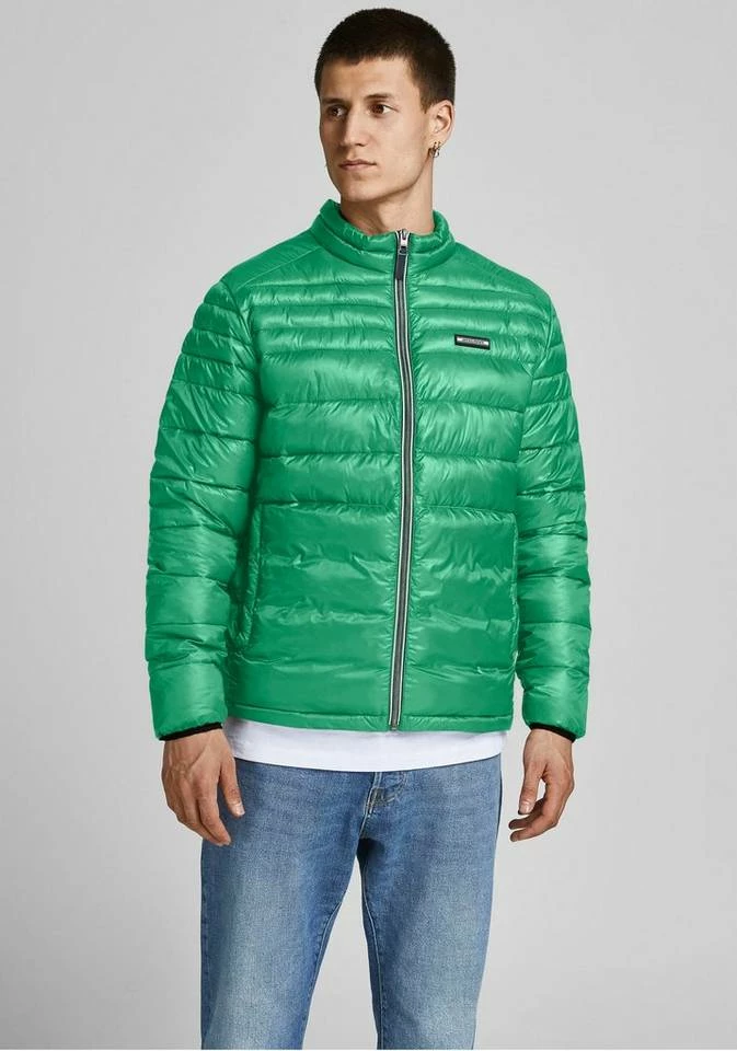 Coupon 🧨 Jack & Jones Steppjacke »ACE PUFFER COLLAR« Lila, Rot, Navy-rot, Olivgrün ✨ 11 Coupon 🧨 Jack & Jones Steppjacke »ACE PUFFER COLLAR« Lila, Rot, Navy-rot, Olivgrün ✨ – Bild 11