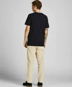 Rabatt 🥰 Jack & Jones T-Shirt (1-tlg) ✔️ 14 Rabatt 🥰 Jack & Jones T-Shirt (1-tlg) ✔️ -Offizieller Jones-Shop 8642bb34 0f55 5533 ab9e 5aba8a541c56