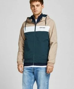 Beste Bewertungen von ❤️ Jack & Jones Windbreaker »RUSH« (1-St) Olivgrün, Rot, Crockery, Navy 🔔