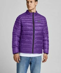 Coupon 🧨 Jack & Jones Steppjacke »ACE PUFFER COLLAR« Lila, Rot, Navy-rot, Olivgrün ✨ 19 Coupon 🧨 Jack & Jones Steppjacke »ACE PUFFER COLLAR« Lila, Rot, Navy-rot, Olivgrün ✨ -Offizieller Jones-Shop aaf620d1 ea76 5045 b80b 8f02b9612d4f