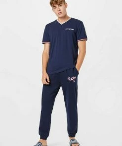 Auslauf 😀 Jack & Jones T-Shirt (1-tlg) 🎁 -Offizieller Jones-Shop d111eae5 9c1c 5179 b06b 13ac02981806