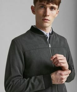 Top 10 🎁 Jack & Jones Bomberjacke »HENRI BOMBER JACKET« Navy, Dunkelgrau 👏 -Offizieller Jones-Shop e8ce5d5e 6f4f 5a9b 9ac9 ef8ff1881606